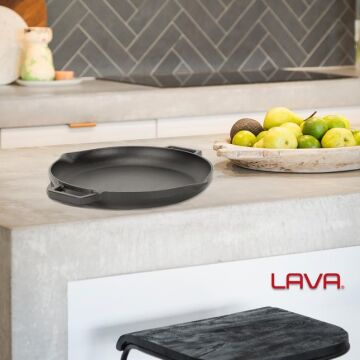Lava Döküm Yuvarlak Kızartma Tavası Döküm Demir Yekpare Çift Kulplu Çap(Ø)26cm.